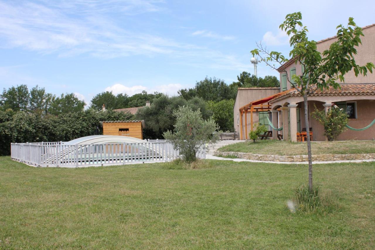 Mas dou l'Estele chambre d'hôtes Arlés Exterior foto